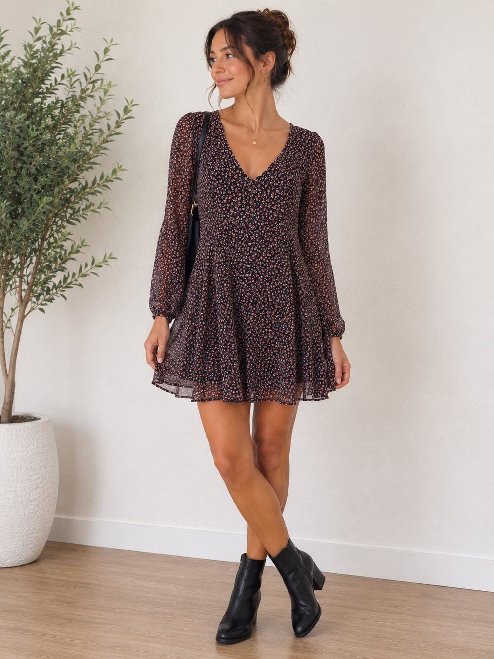 Kimchi Blue Black Ditsy Floral Sheer Sleeve Mini Dress Size 6